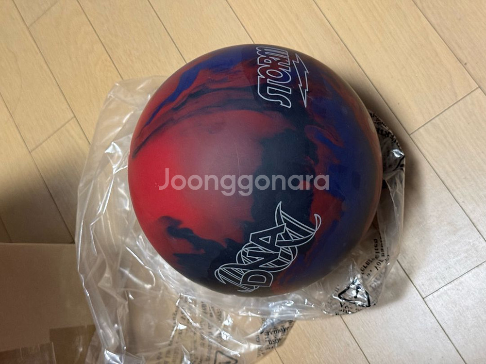 스톰 DNA 디앤에이 볼링공 14파운드 새공--0