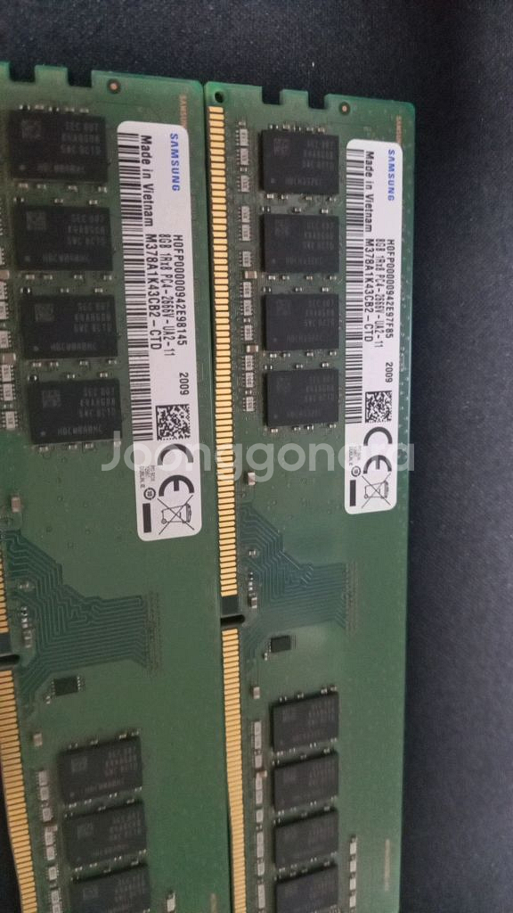 삼성전자 DDR4-2666 중고(8GB) 2개--3