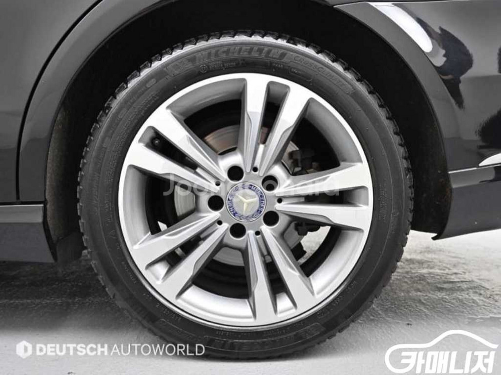 [벤츠]E-클래스 W213 E220d 아방가르드 (5인--4