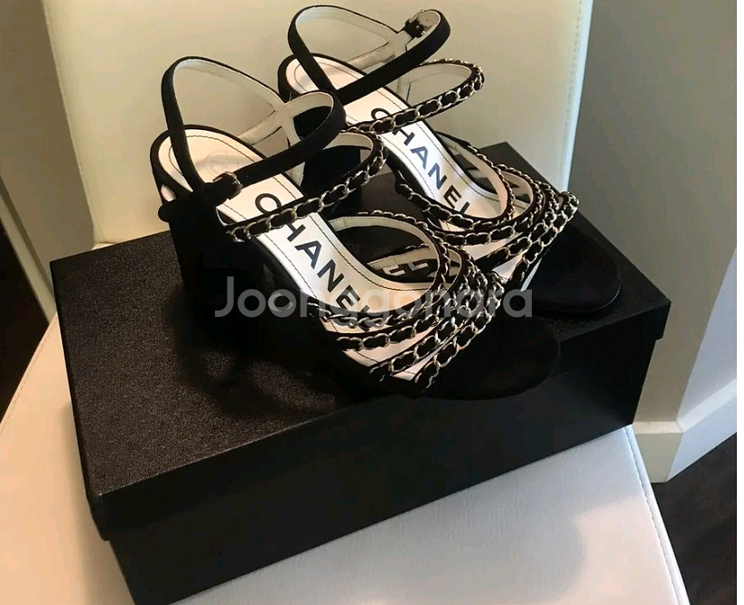 Chanel 고급 샌달 램스킨 정품--3