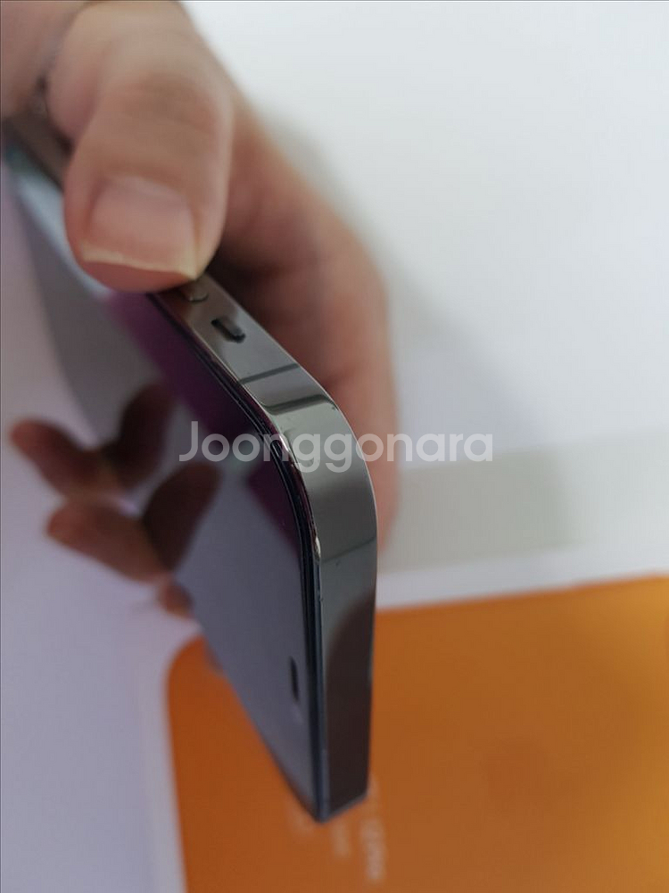 아이폰 12 PRO + 애플 정품 케이스--9
