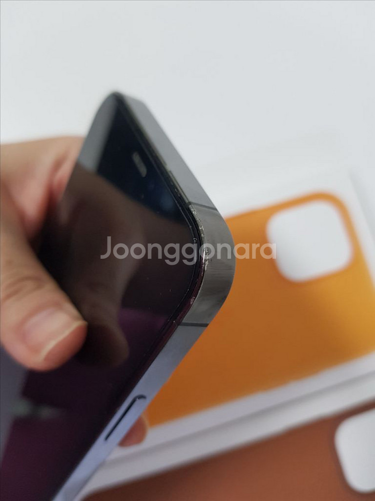 아이폰 12 PRO + 애플 정품 케이스--8