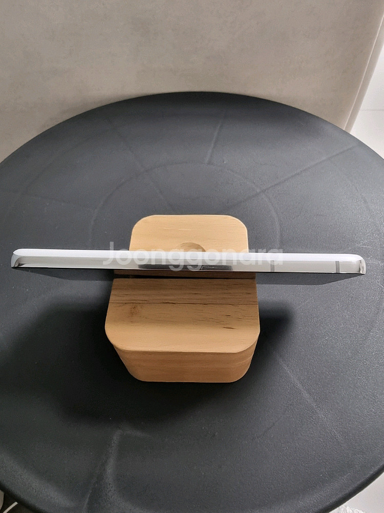 갤럭시 S21 256g 팬텀 화이트 SS급 팝니다!--3