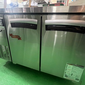라셀르 간냉식 테이블 냉동고 LT-1224F