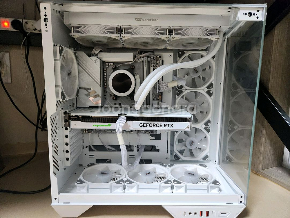 7800x3d 4070TiS 게이밍 PC--2
