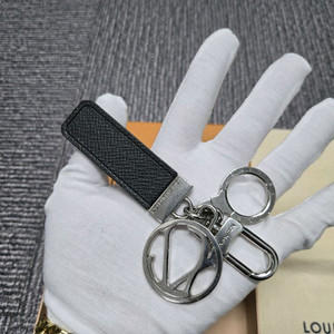 [특가][정품]루이비통 드라곤느 키링