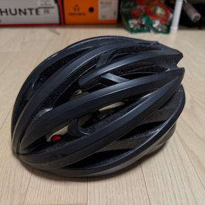 Uvex race3 자전거 헬멧