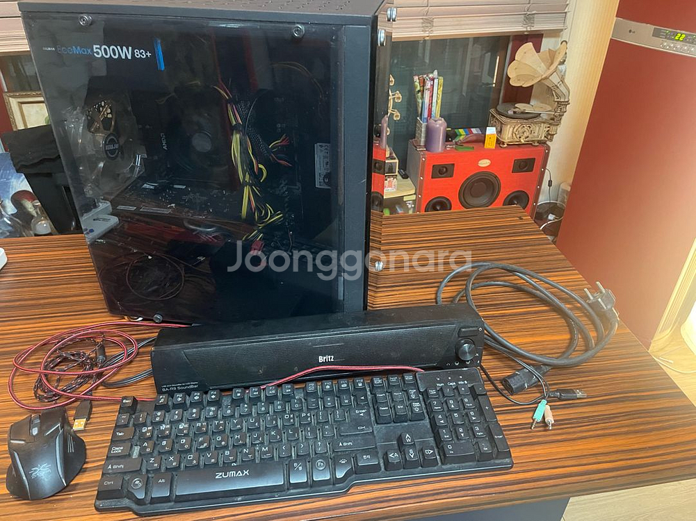 예전에 쓰던 조립 pc 팔아요! 스피커마우스키보드포함--1