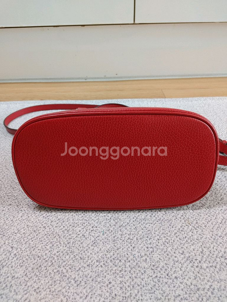 정품 구찌 인터로킹 참 미니 돔 크로스백 토트백--5