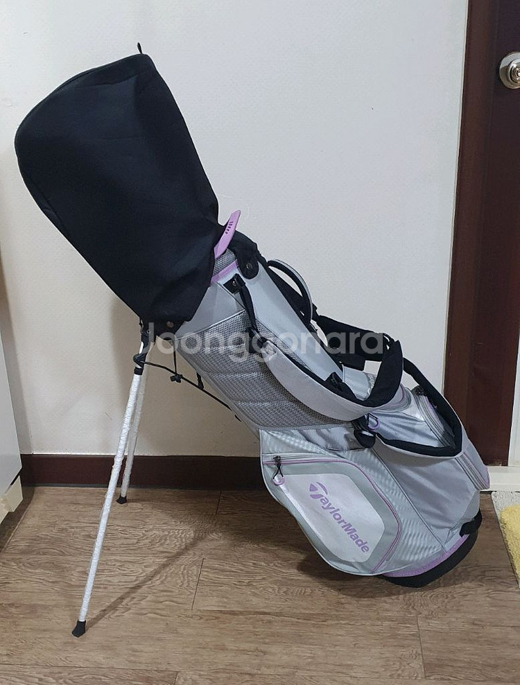 테일러메이드 8구 경량 스탠드백--2