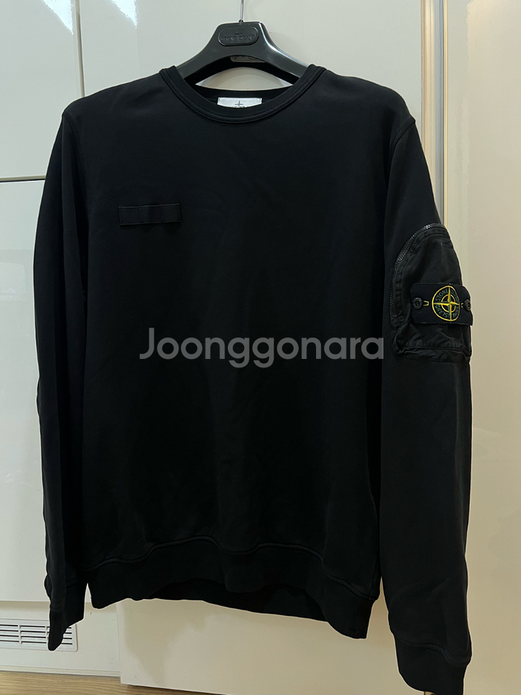 25ss 스톤아일랜드 맨투맨 xl (새상품급)--0