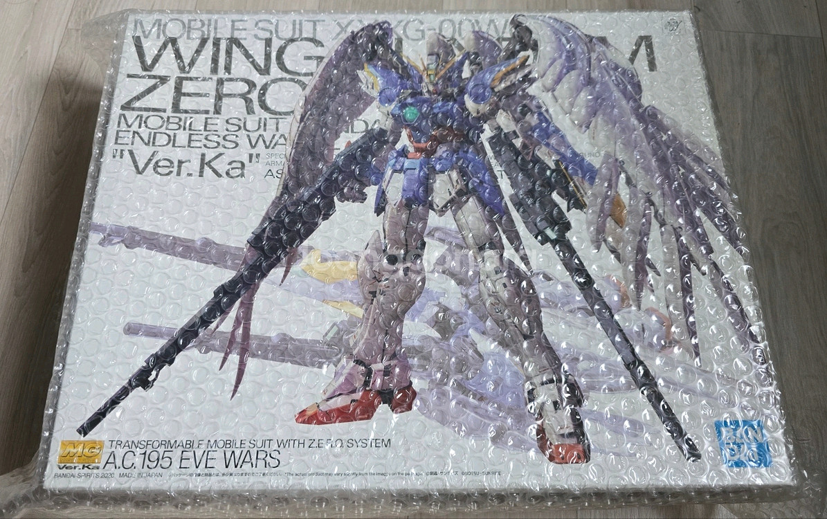 건담 MG 1/100 윙 제로 EW Ver.Ka--0