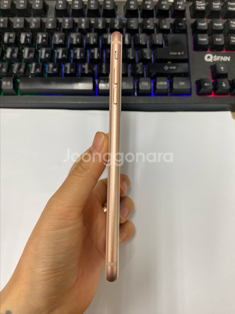 아이폰8플러스 로즈골드 A급 64GB 배터리93%--5