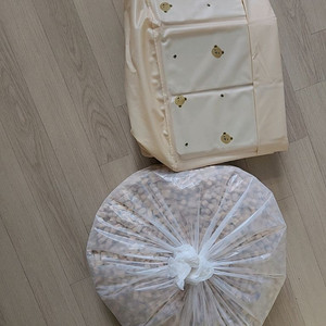유아 놀이매트 + 편백나무 7kg 팝니다