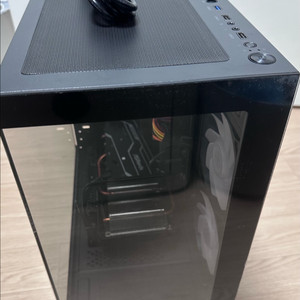 게이밍 조립 PC Ryzen 5600 본체 팝니다.