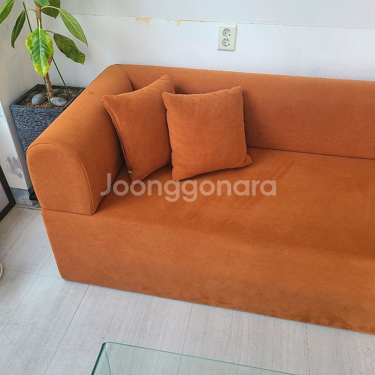 오스카 패브릭 주황쇼파--1