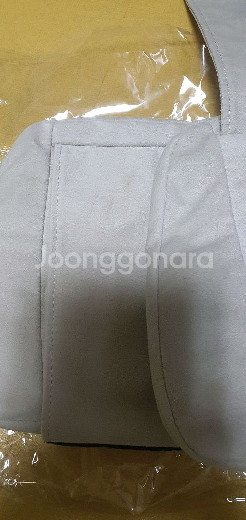 제네시스 GV80 뒷자석 목베게 셋트입니다--1