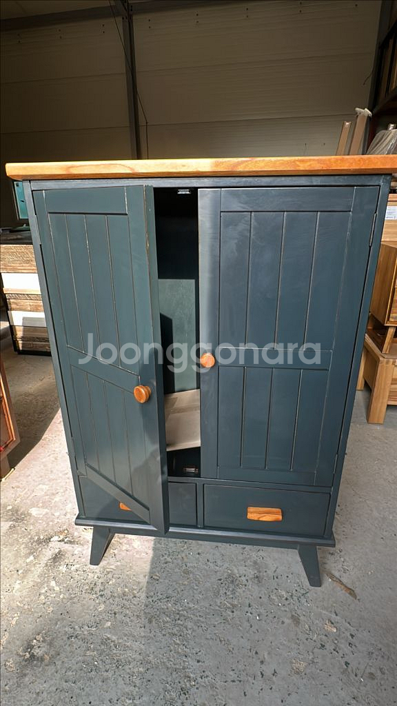 원목 식탁(4~6인치),거식장,서랍장,의자(새상품)--8