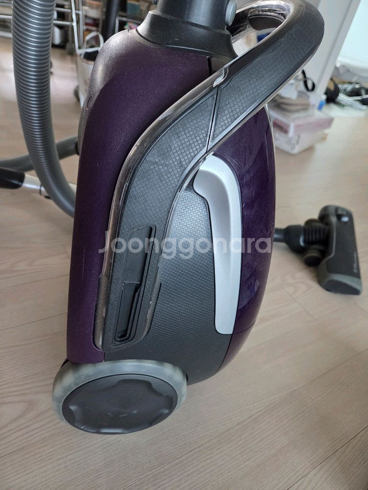 일렉트로룩스 울트라원 청소기 z8861p--2