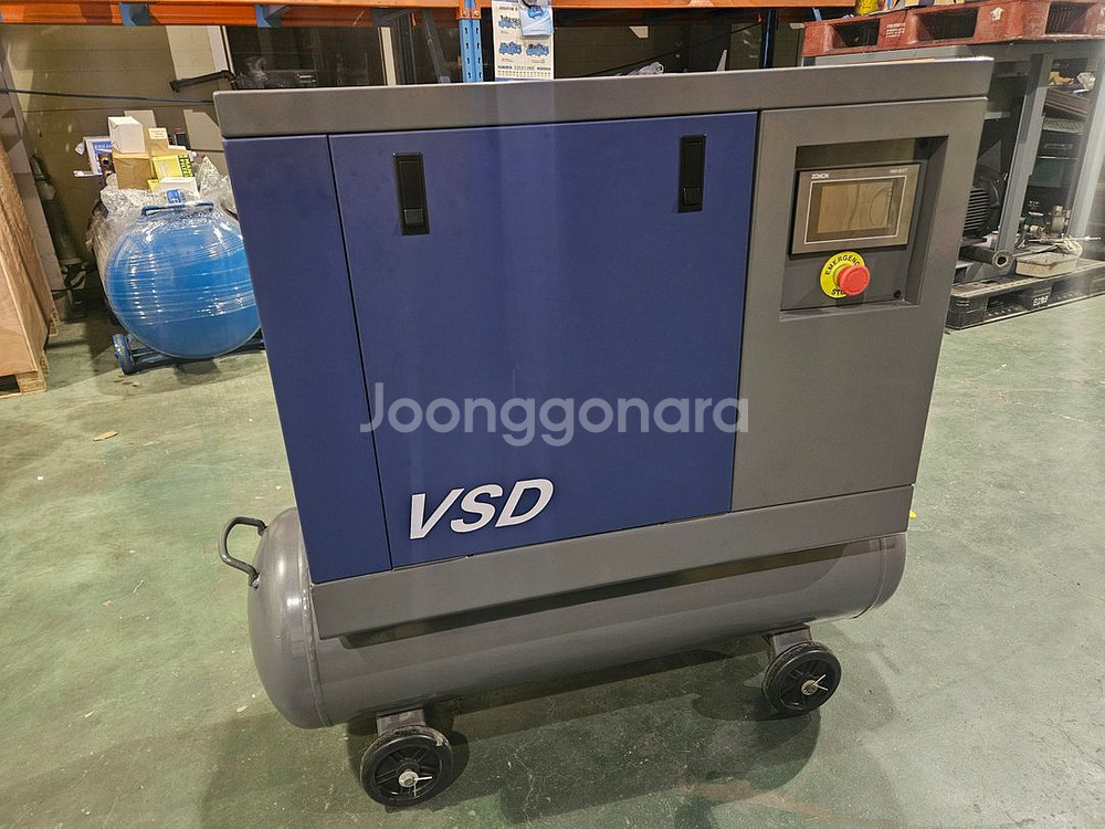 단상220V 인버터스크류 콤프레샤 5마력--1