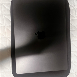 MacBook Pro 14 M3프로 팝니다.
