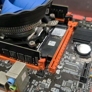 제온 E5 2630 V4 + X99 보드 세트 팝니다.