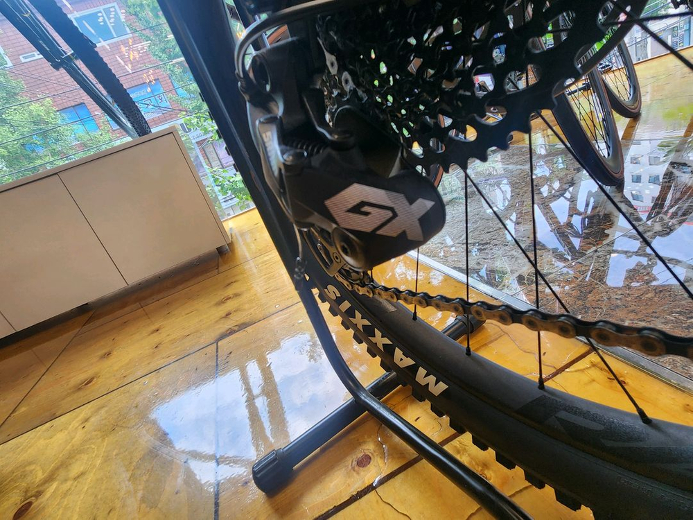 포커스 27 SAM 9.9 MTB 풀카본풀샥자전거 특가 이미지