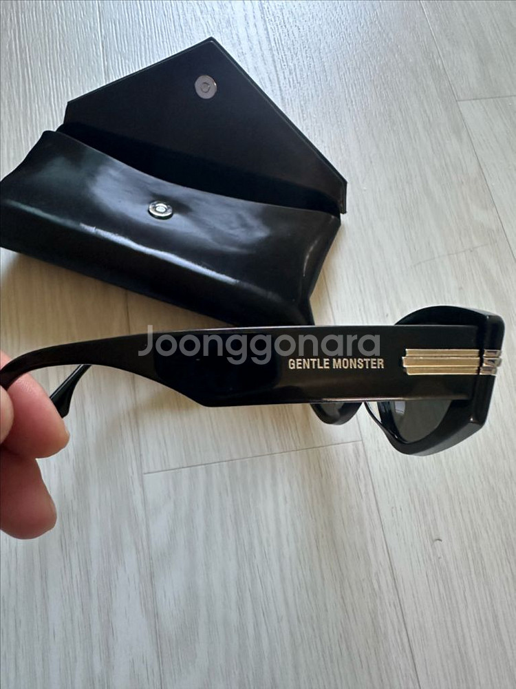 젠틀몬스터 모노소아 선글라스 블랙급쳐해요--2
