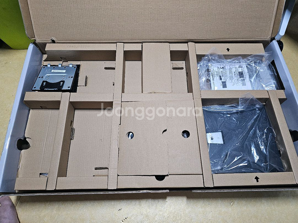 hp x32 qhd gaming--8