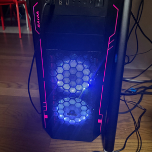 i7-8700 32G 수냉쿨러 장차된 튜닝 PC