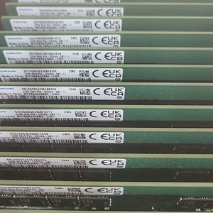 삼성 DDR4 32g 3200 팝니다