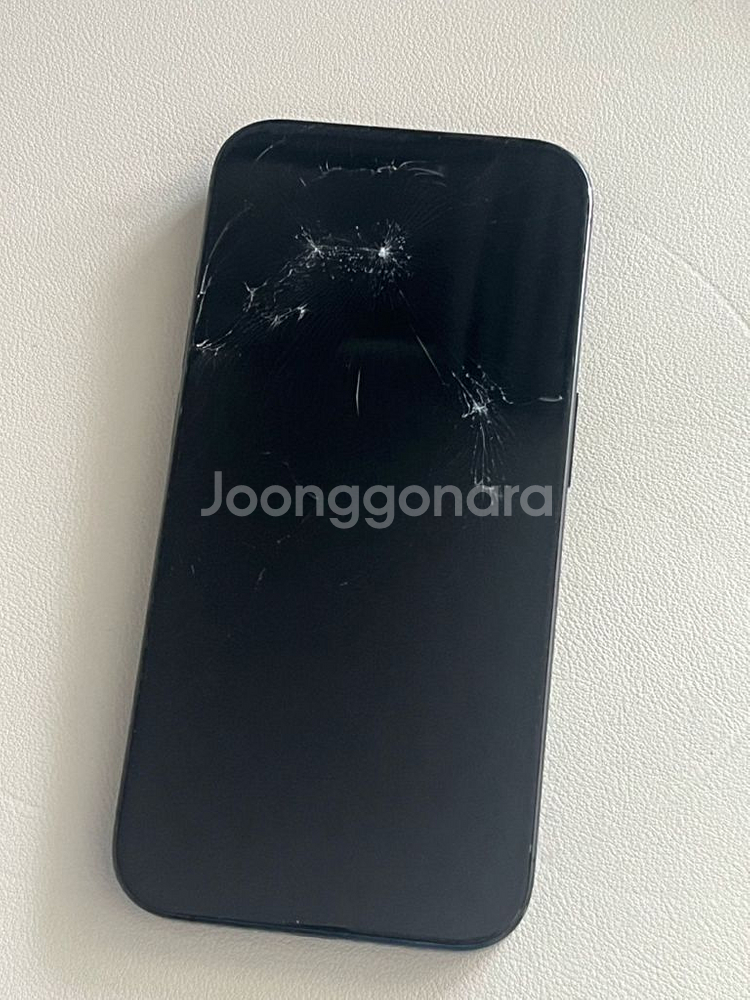 아이폰15프로 256GB 블랙티타늄--1