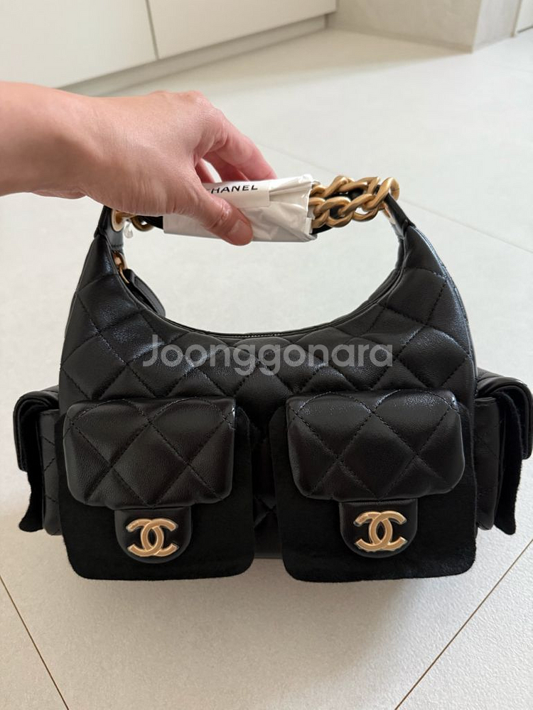 샤넬 정품 시즌백 맥시호보 라지 블랙--0