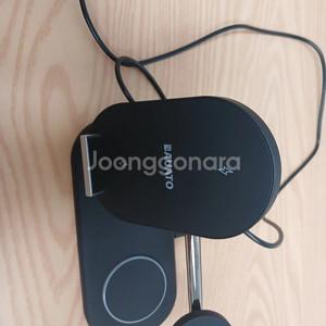 바우아토 3in1 무선충전기