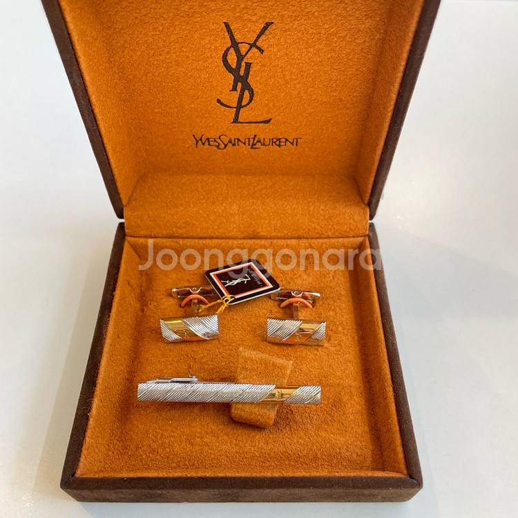 입생로랑 커프스&타이핀 세트--0