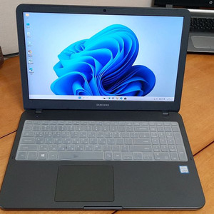 NT551EBE i5-8265u 삼성노트북 엑셀 한글