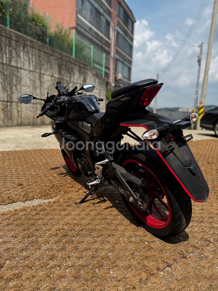 스즈키 Gsx-r125 21년식 2만Km 판매합니다.--5