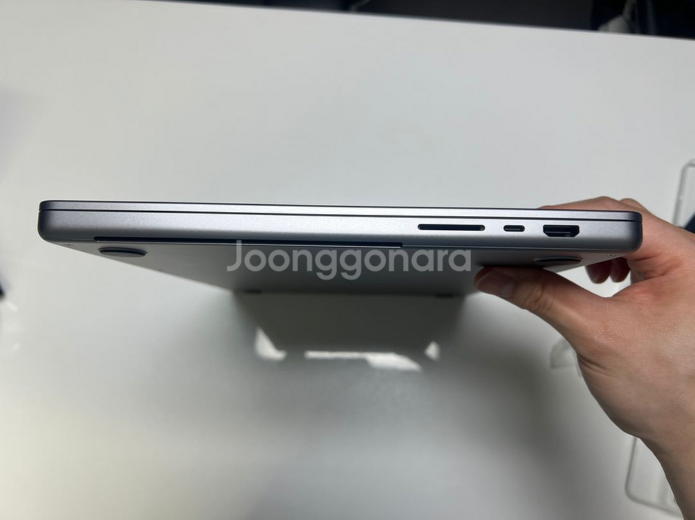 맥북 m1 pro 16인치 1tb 애플케어 풀박스--8
