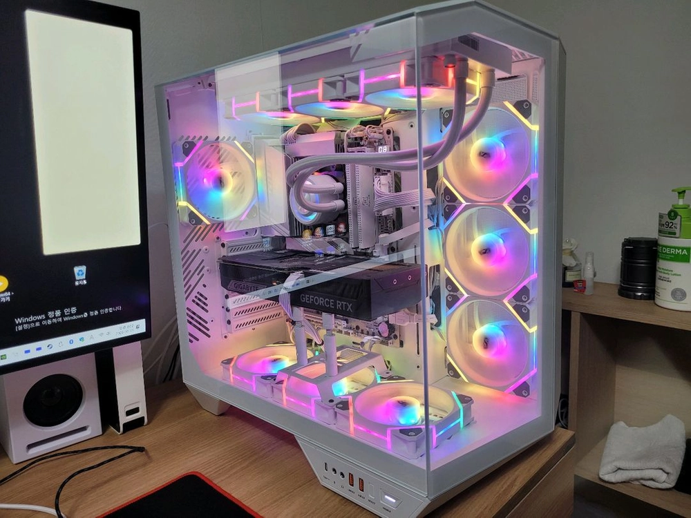 급처)반본체+모니터9800*3D x870보드,4k 240hz 32인치 oled엘지모니터 - 안심되는 중고거래