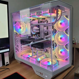 반본체,본체 9800*3D x870보드 5080 화이트