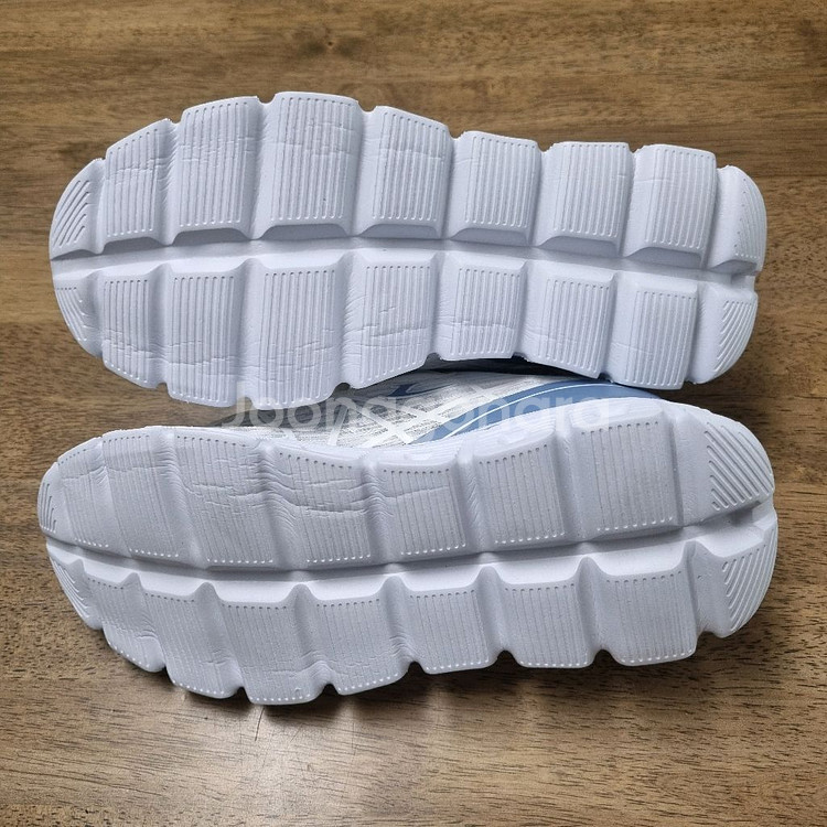 르까프 아동용 하트온 운동화 사이즈 230--2