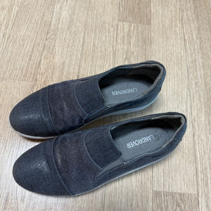 랜드로바 스니커즈 이미지