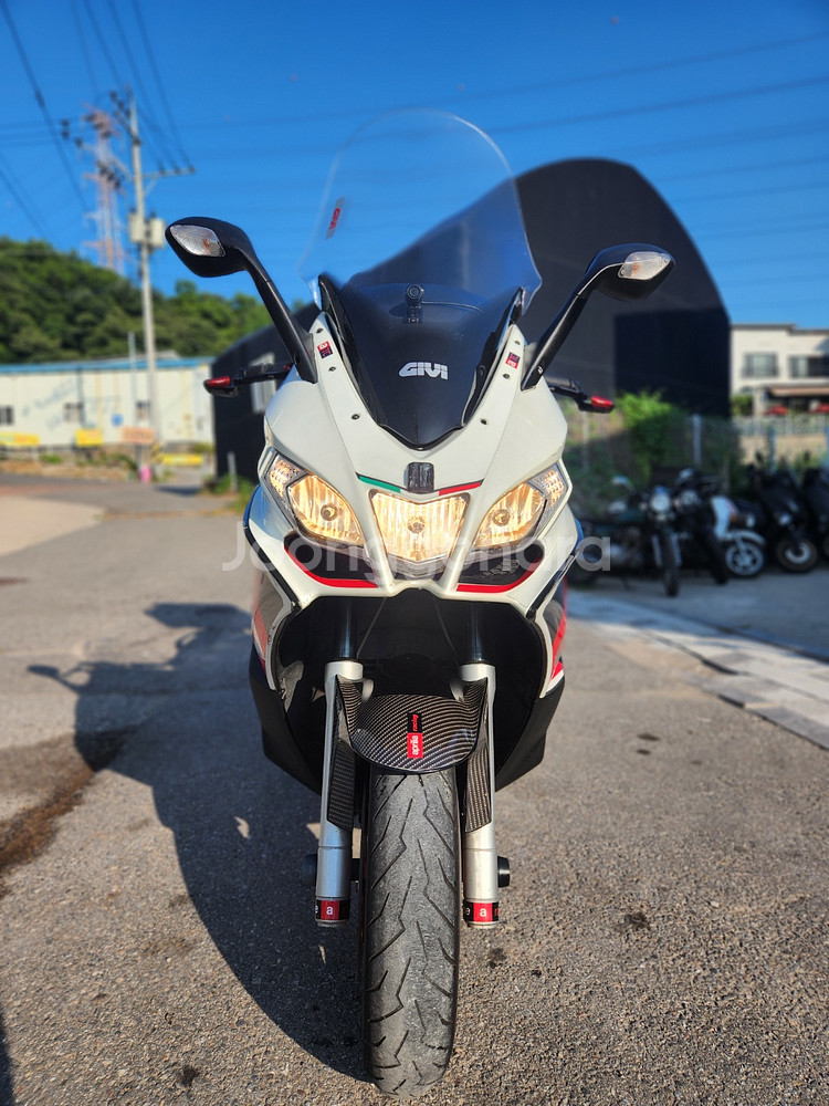 아프릴리아 srv850 16년식 아크라 구변완료 최저가--1