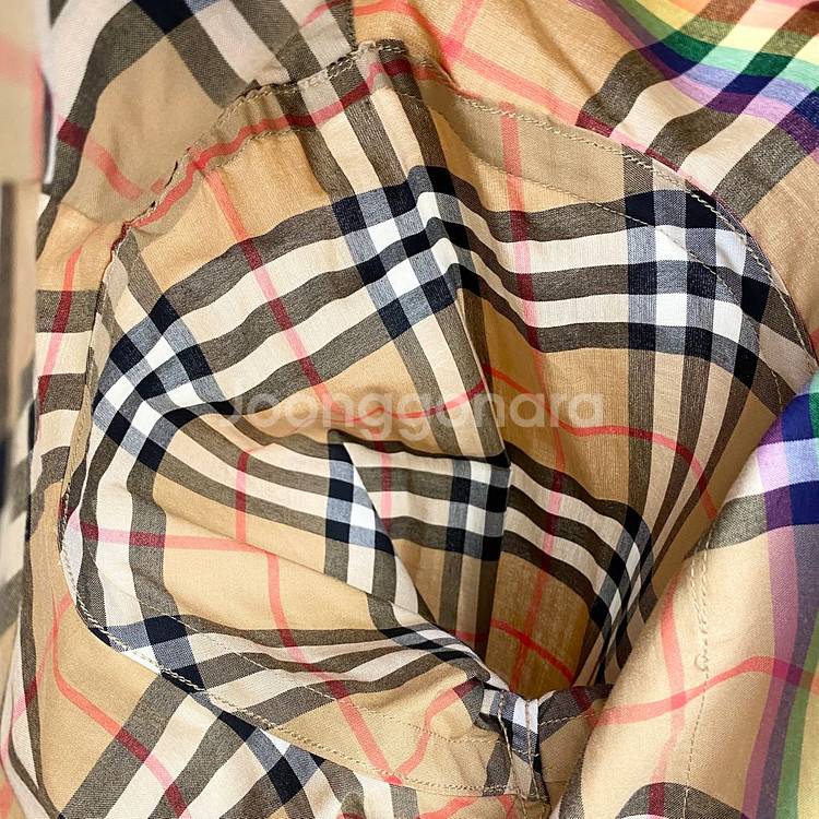 정품 버버리 셔츠 레인보우노바에디션--4