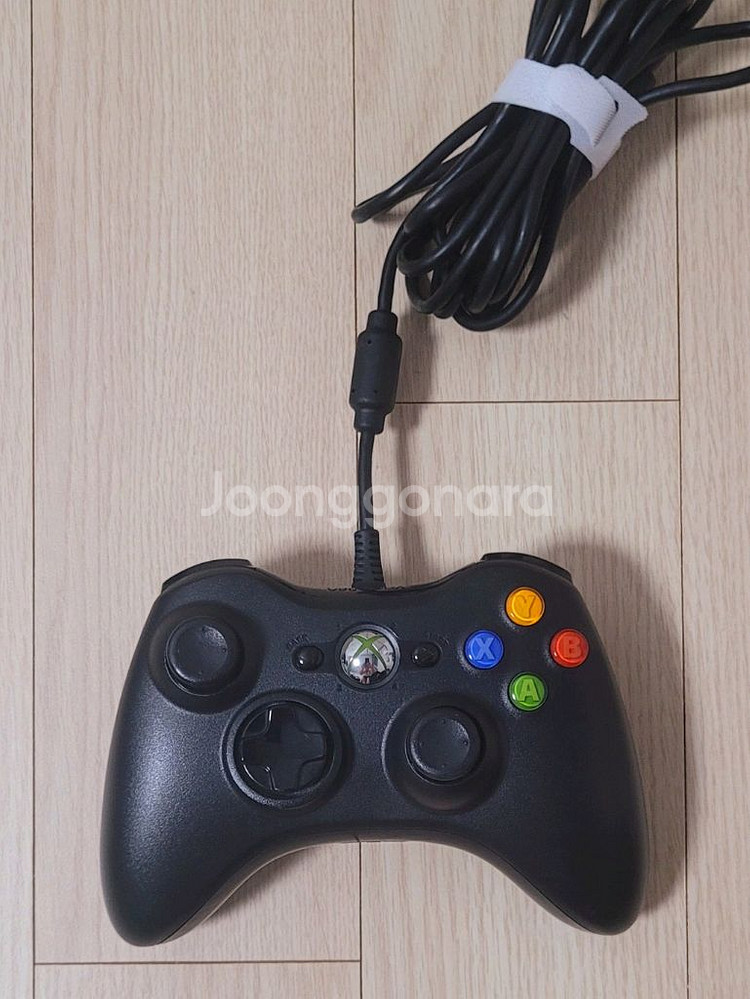 xbox360 정품 유선패드 컨트롤러 팝니다 (택포)--0