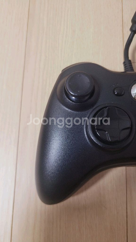 xbox360 정품 유선패드 컨트롤러 팝니다 (택포)--2