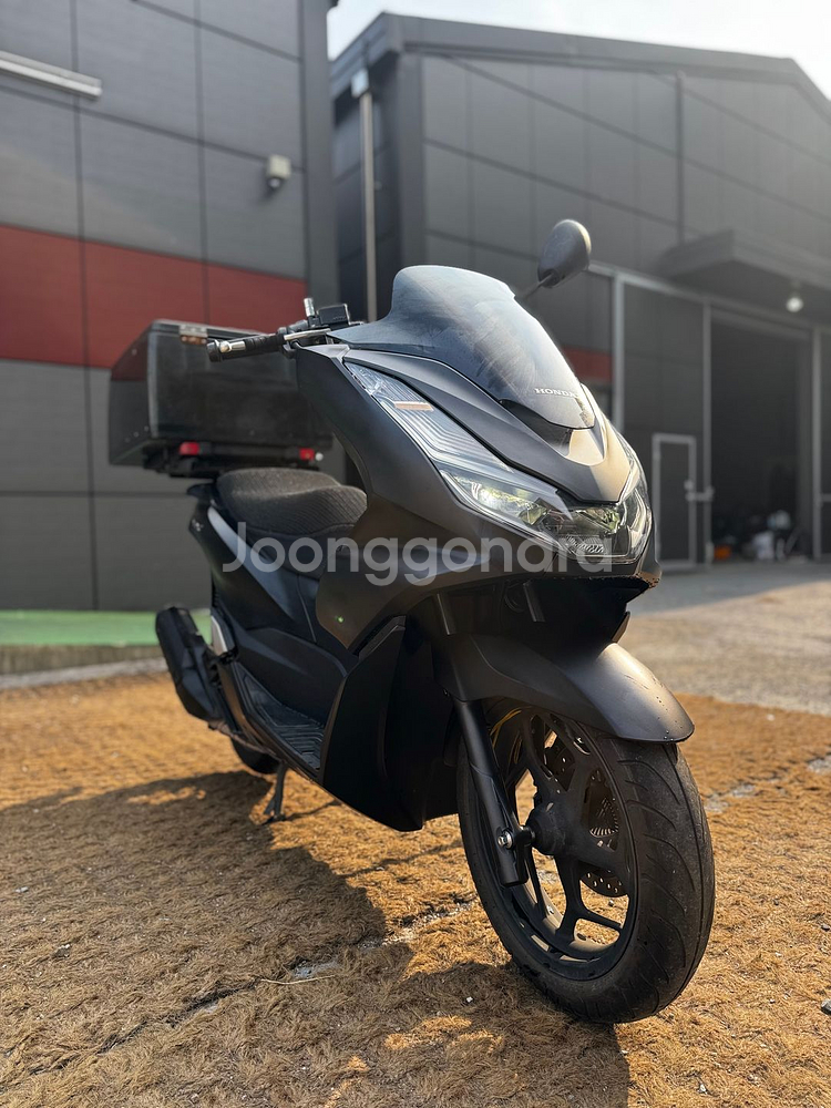 혼다 Pcx125 ABS모델 22년형 3만Km 판매--0