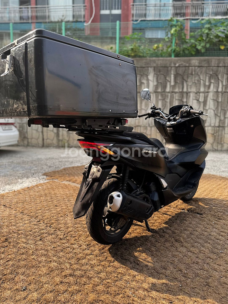혼다 Pcx125 ABS모델 22년형 3만Km 판매--5