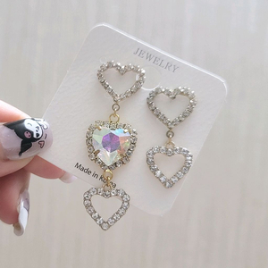 무니켈침 귀걸이