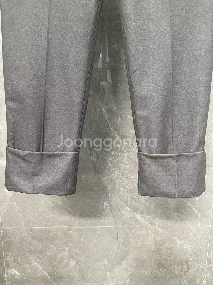 톰브라운 사선 4바 정장 바지 그레이--3